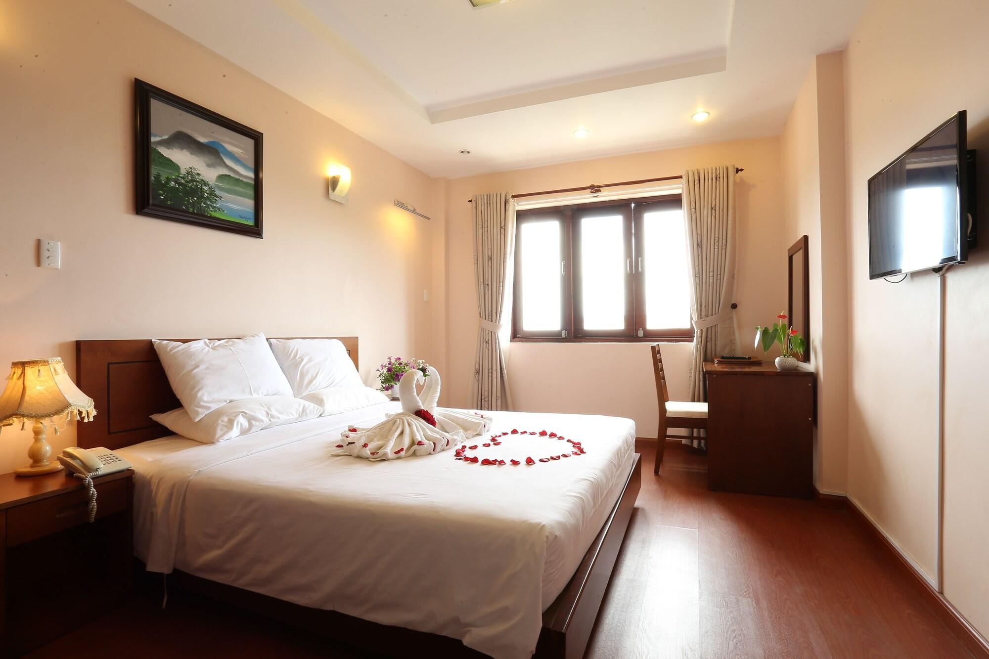 Ky Hoa Hotel Да Лат Екстериор снимка