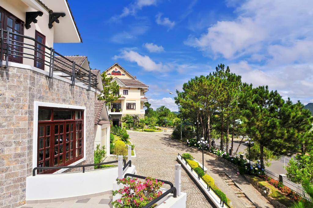 Ky Hoa Hotel Да Лат Екстериор снимка