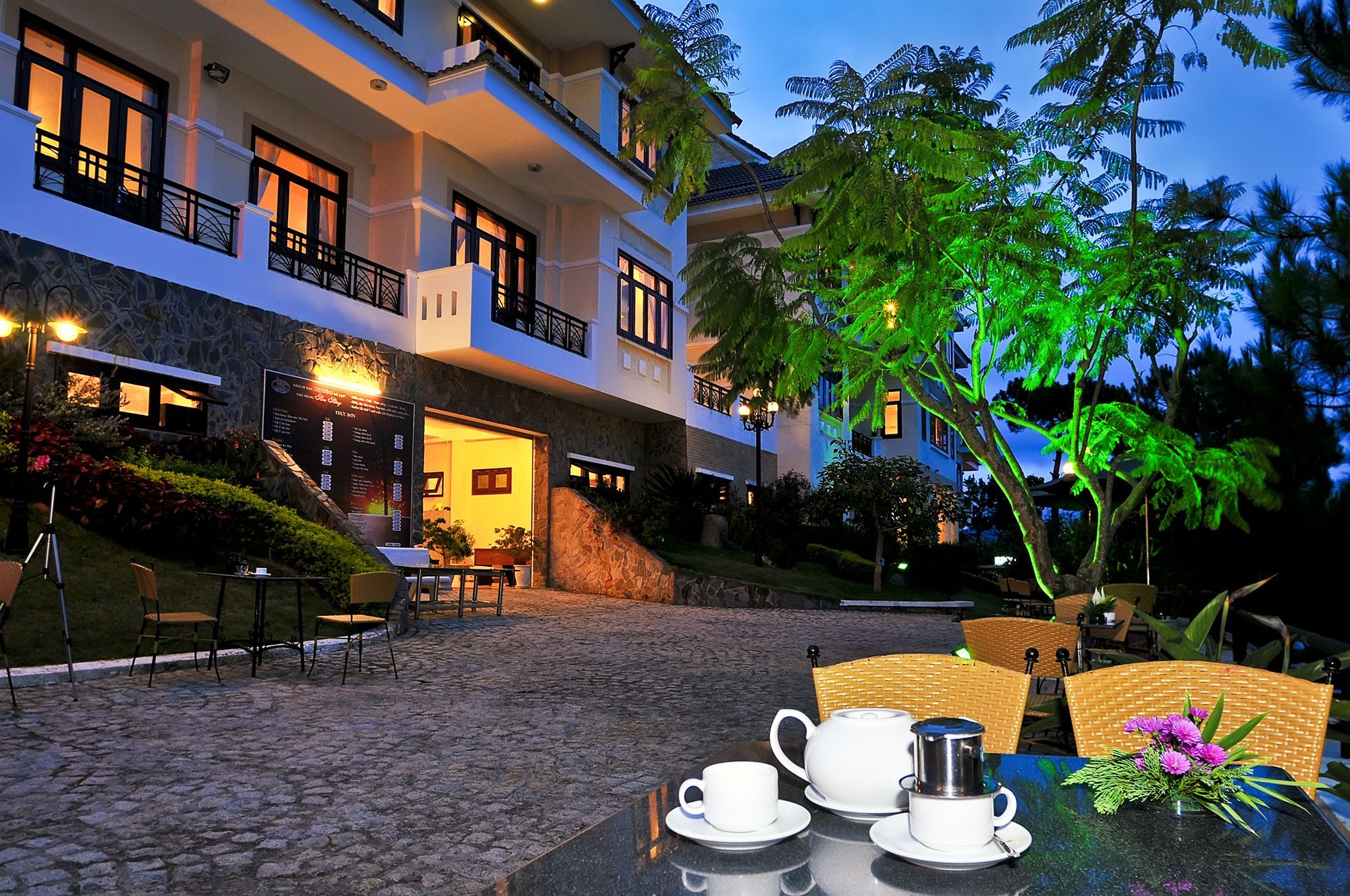 Ky Hoa Hotel Да Лат Екстериор снимка